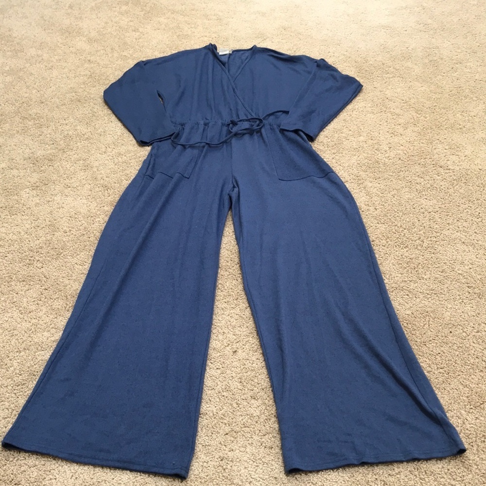 Simple by Suzanne Betro blue XL crossover jumpsuit.